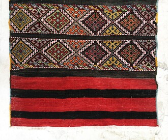 Konya Sumak Kilim Kök Boyalı 135 x 112 cm - Thumbnail