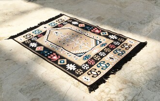 Shark Anadolu Seccade Kilim 1 - Thumbnail