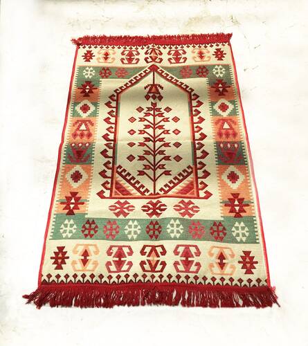 Shark Anadolu Seccade Kilim 2